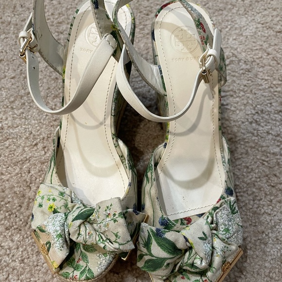 Tory Burch Penny wedge 9.5 - Picture 5 of 9